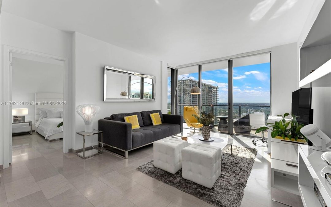 Active | 68 SE 6th St, Miami, FL 33131-3498